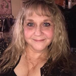 Meet your Posher, Deborah